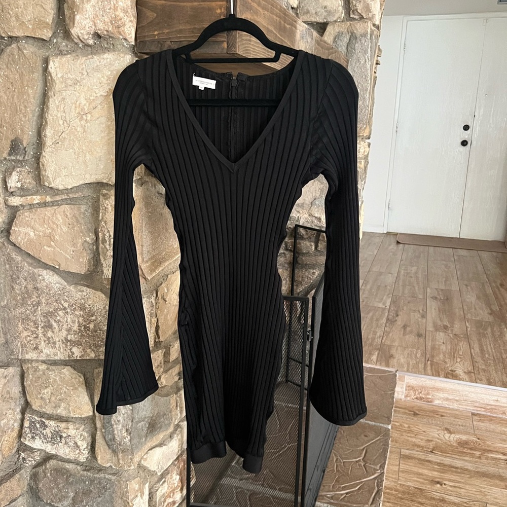 Black Ribbed V-Neck Dress